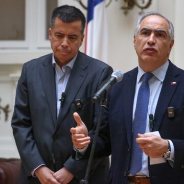 WhatsApp Image 2025-05-22 at 16.58.26 Licencias médicas fraudulentas en el sector público: Celis y Chahuán exigen sanciones y juicio de cuenta