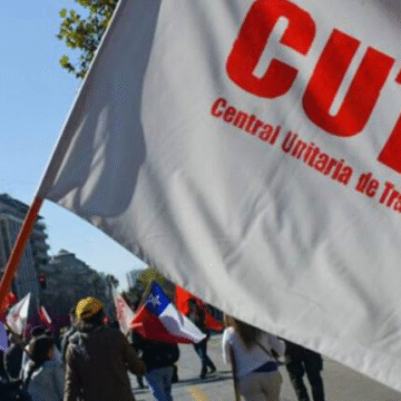 imagen_2025-05-02_154109981 Trabajadores chilenos marchan hoy por mejores salarios y más empleos formales
