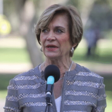 imagen_2025-05-12_203932593 Matthei tilda de “care’ palo” al FA por acusación de “espionaje político” contra Boric