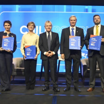 imagen_2025-05-15_204936979 Candidatos presidenciales debatieron en la CChC