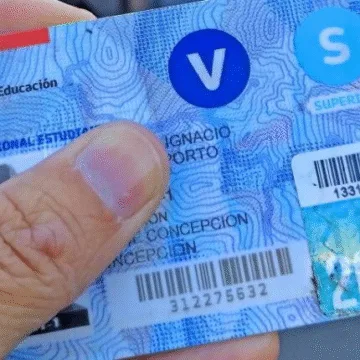 Gobierno busca restituir el uso del pase escolar en Chile los 365 días del año