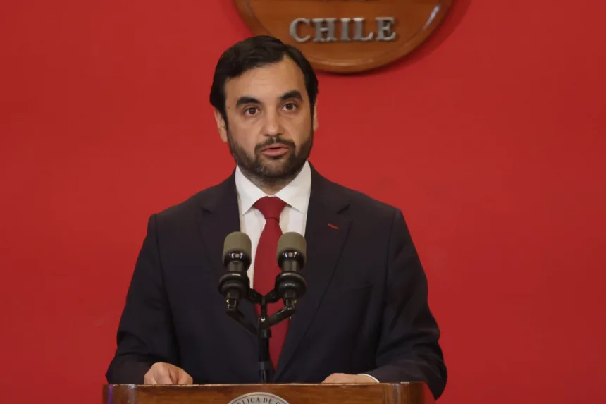 WhatsApp Image 2025-09-16 at 11.06.11 Ministro Gajardo y Plan de Búsqueda: No existe razón para que el próximo gobierno lo abandone “salvo que no tenga un compromiso con los DDHH”