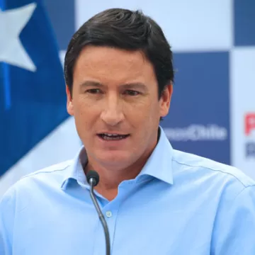 Squella fue advertido en abril sobre “Neuroc”: Fiscalía ya cuenta con antecedentes entregados al líder republicano